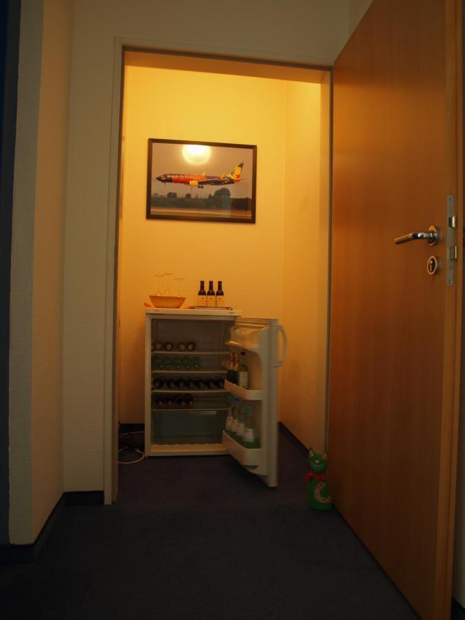 Airport Business Hotel Koeln Buitenkant foto