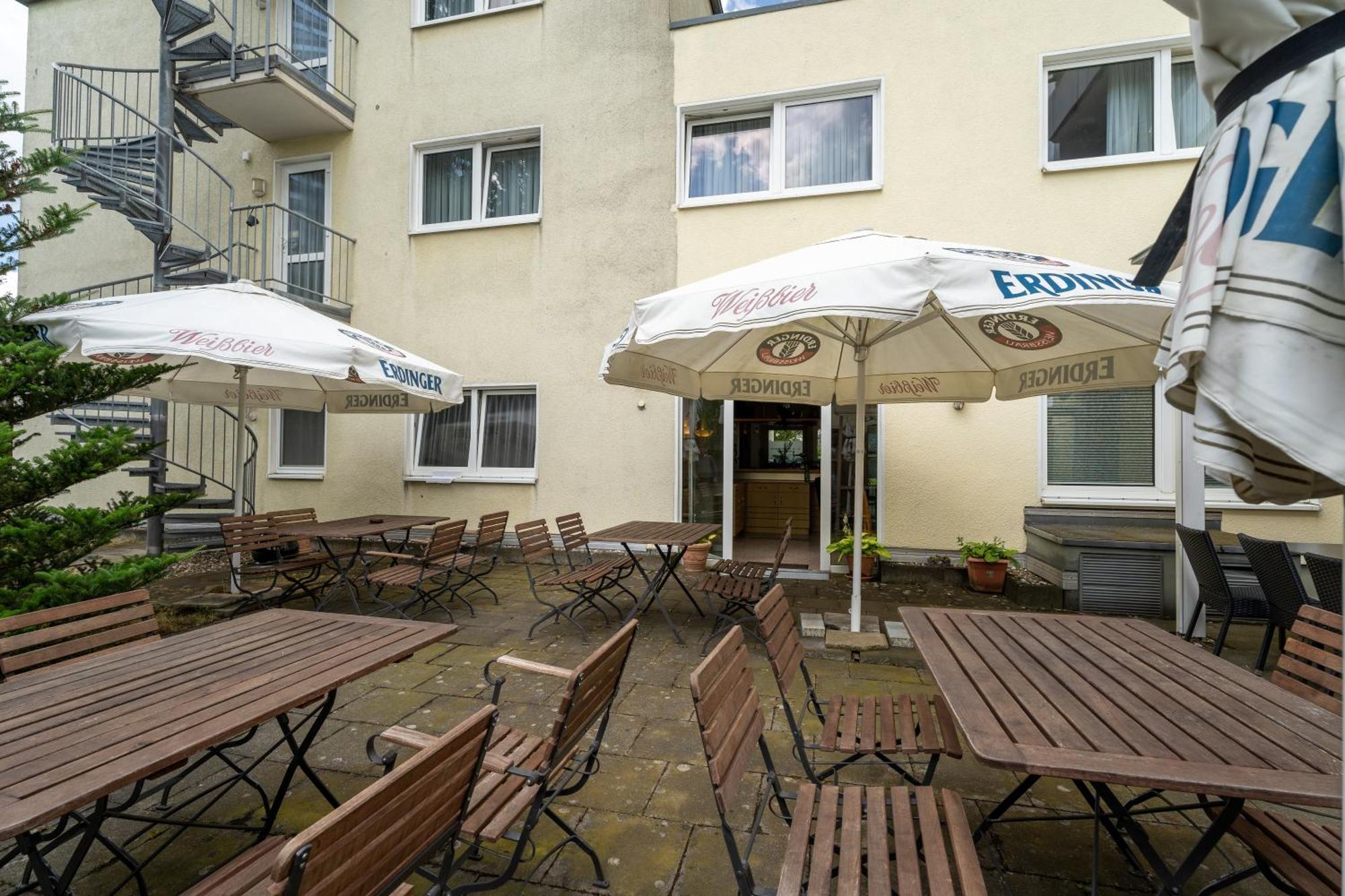 Airport Business Hotel Koeln Buitenkant foto